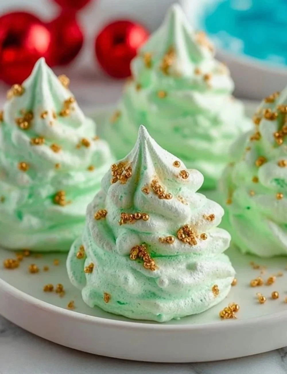 Meringue Christmas Trees